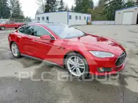 2015 Tesla Model S photo