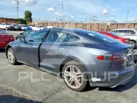 2015 Tesla Model S photo