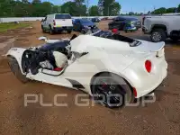 2015 Alfa Romeo 4C фото