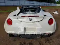 2015 Alfa Romeo 4C фото