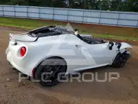 2015 Alfa Romeo 4C фото