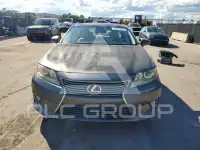 2015 Lexus ES photo