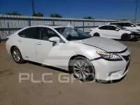 2015 Lexus ES300 photo
