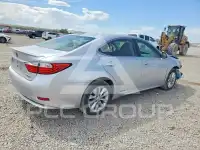 2015 Lexus ES300 photo