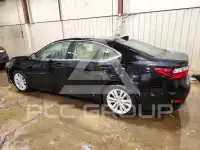 2015 Lexus ES350 photo