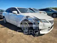 2015 Lexus ES350 photo