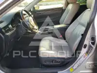 2015 Lexus ES350 photo