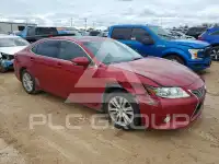 2015 Lexus ES350 photo