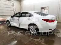 2015 Lexus ES350 photo