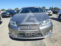 2015 Lexus ES350 photo