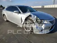 2015 Lexus ES350 photo