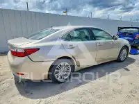 2015 Lexus ES350 photo