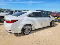 2015 Lexus ES350 фото