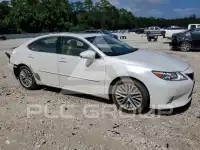 2015 Lexus ES350 photo