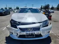 2015 Lexus ES350 photo