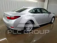 2015 Lexus ES350 photo