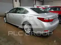 2015 Lexus ES350 photo
