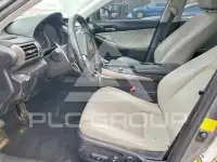 2015 Lexus IS фото