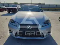 2015 Lexus IS photo