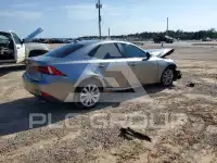 2015 Lexus IS photo