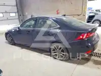 2015 Lexus IS photo