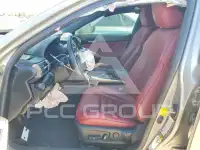 2015 Lexus IS photo