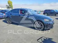 2015 Lexus IS photo