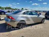 2015 Lexus IS photo