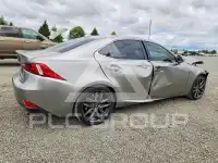 2015 Lexus IS photo