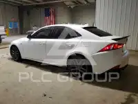 2015 Lexus IS photo