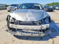 2015 Lexus IS photo