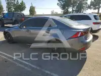 2015 Lexus IS photo