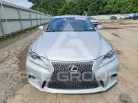 2015 Lexus IS photo