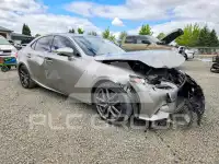 2015 Lexus IS photo