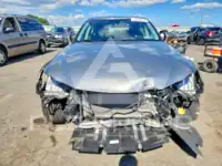 2015 Lexus IS photo