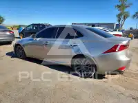 2015 Lexus IS photo
