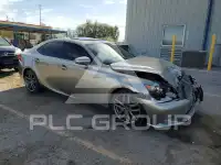 2015 Lexus IS photo