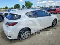 2015 Lexus CT200 photo