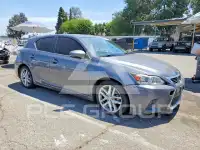 2015 Lexus CT200 photo