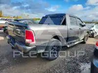 2015 RAM 1500 photo