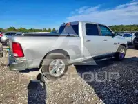 2015 RAM 1500 photo