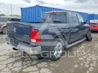 2015 RAM 1500 photo