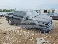 2015 RAM 1500 photo
