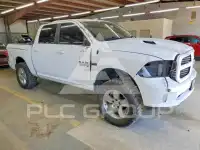 2015 RAM 1500 photo