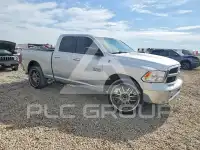 2015 RAM 1500 photo