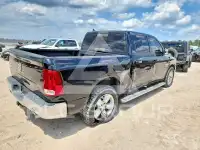 2015 RAM 1500 photo