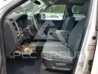 2015 RAM 1500 photo