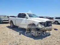 2015 RAM 1500 photo