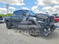 2015 RAM 1500 фото