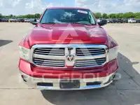 2015 RAM 1500 photo